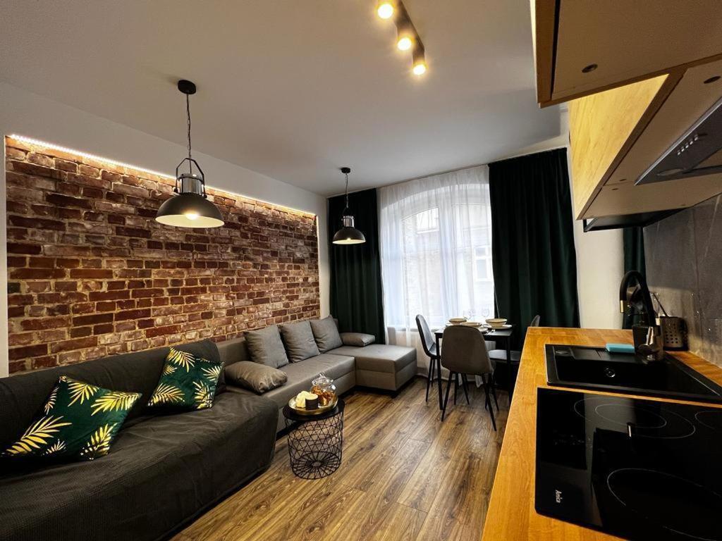Kosciuszki Cozy Apartments Centrum كاتوفيتسه المظهر الخارجي الصورة